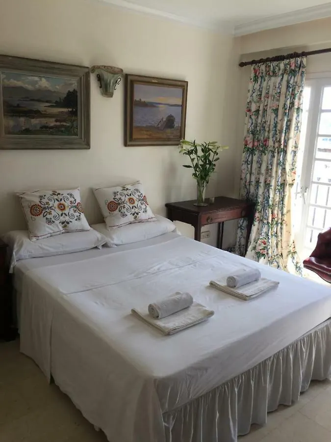 Spacy Stylish Aloha Townhouse Marbellac 0*,